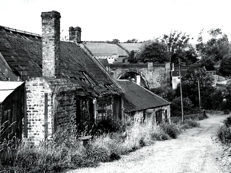 The derelict 'Walker's Smiddy' in 1970 in Lesmahagow.
It was situated on the old Glasgow to Carlisle Coaching Road at Milton and after demolition in the 1980's was replaced with modern bungalows.