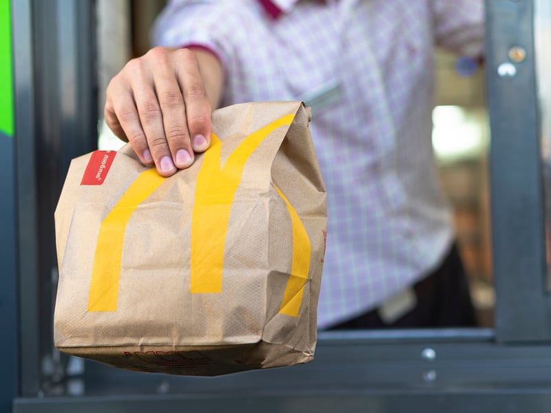 In celebration of fresher’s week, McDonald’s is giving away free double cheeseburgers to customers who spend over £12 via McDelivery.
