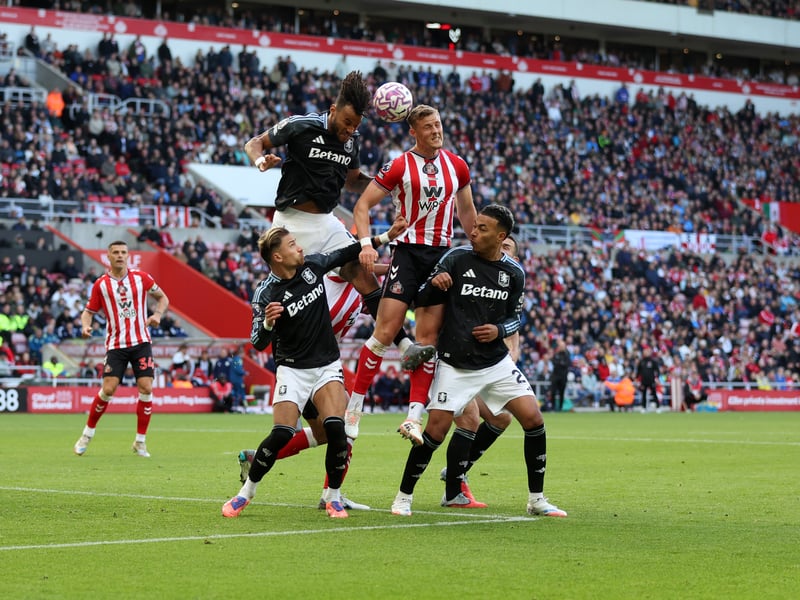 Brilliant in both boxes. Created chances from long throws and got through so many blocks and clearances in the second half. Totally vindicated the call to bring him back. 8