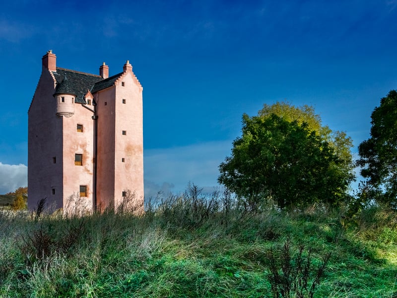 Fairburn Tower was built in the 16th century and is a Category A listed structure from the Scottish Renaissance. The building had fallen into a state of disrepair, before the Landmark Trust rescued the tower and transformed it into a self-catering holiday let