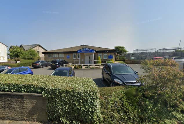 There were 345 survey forms sent out to patients at Drighlington Medical Centre in Drighlington, and the response rate was 38%. 71% of patients said the reception team was ‘very helpful’, while 27% said they found the team ‘fairly helpful’.