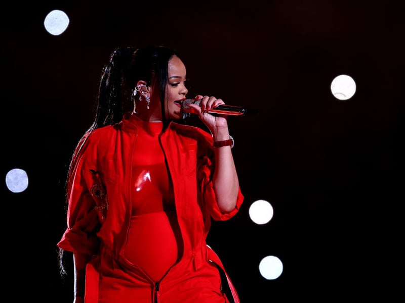 Rihanna’s massive fortune showcases the modern pop star's path to riches. While her music career is the foundation of her fame—she has sold over 215 million digital tracks—a significant portion of her wealth comes from business ventures outside of music. The majority of her wealth is attributed to her highly successful beauty and fashion enterprises, such as her Fenty partnership with luxury conglomerate LVMH.