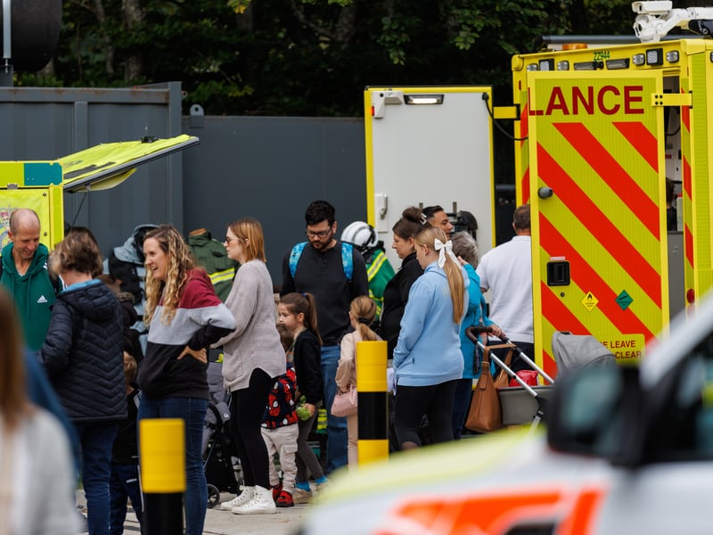 Many people has attended to see Cosham fire station Picture:Marcin Jedrysiak