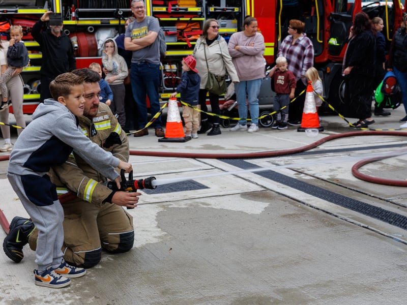Taylor tried his hand at putting out a fire today
Picture:Marcin Jedrysiak