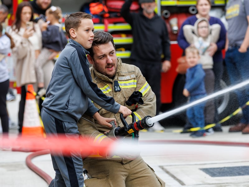 Finley tried his hand at putting out a fire todayPicture:Marcin Jedrysiak