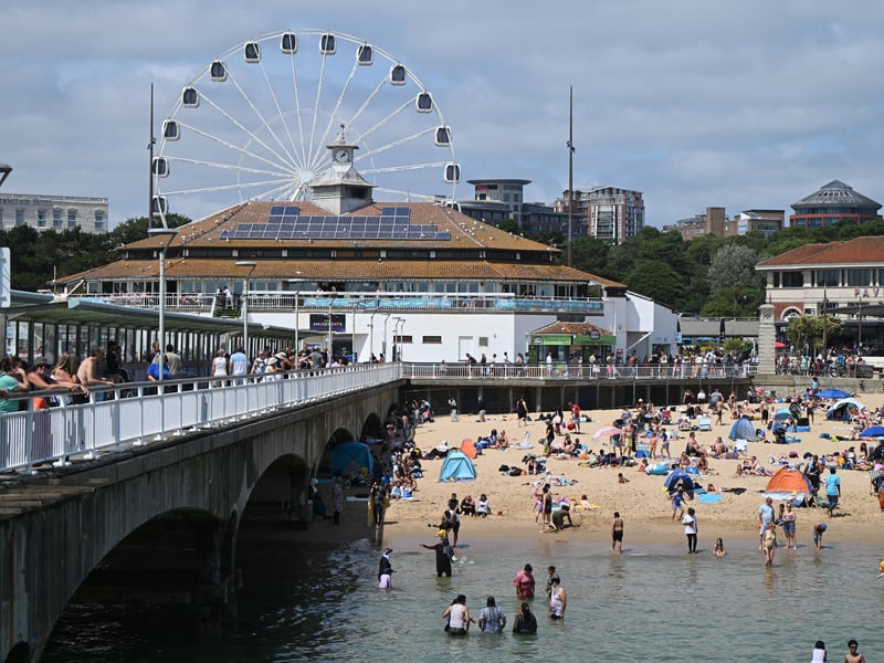 Bournemouth is the 6th safest city or large town in the UK in which to live, according to the Good Growth for Cities guide. It was given a rating of +0.83, based on the level of violent crime, and weapons and drugs offences.