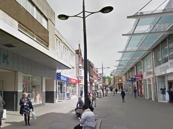 Swindon is the 2nd safest city or large town in the UK in which to live, according to the Good Growth for Cities guide. It was given a rating of +1.3, based on the level of violent crime, and weapons and drugs offences.