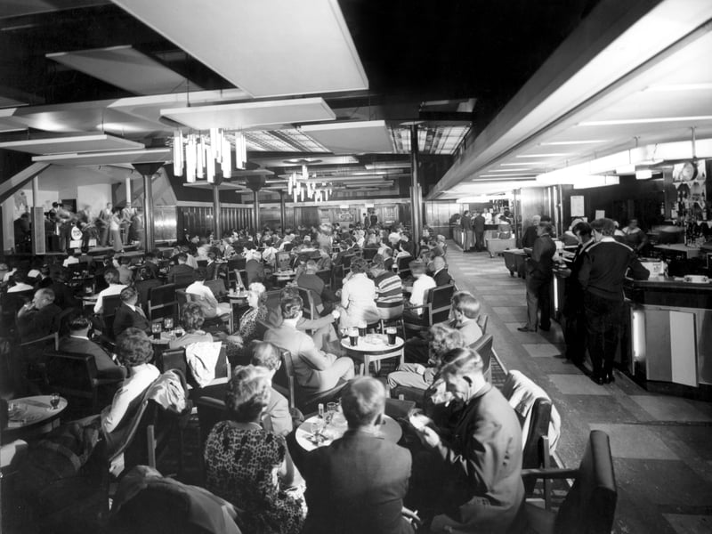 Leisure Parcs. The Ocean Room in Blackpool Tower in the mid 1960s with visitors enjoying a drink while being entertained by the Maori Castaways