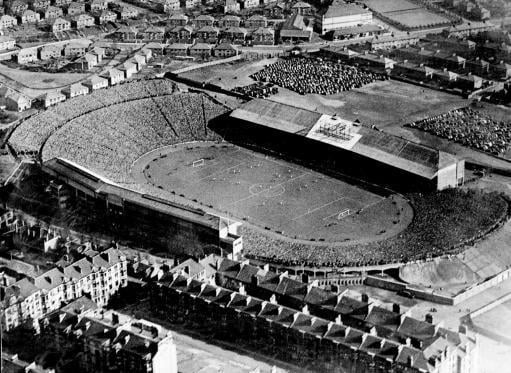 An aerial view of Hampden Park during the match between Scotland and England in 1946.