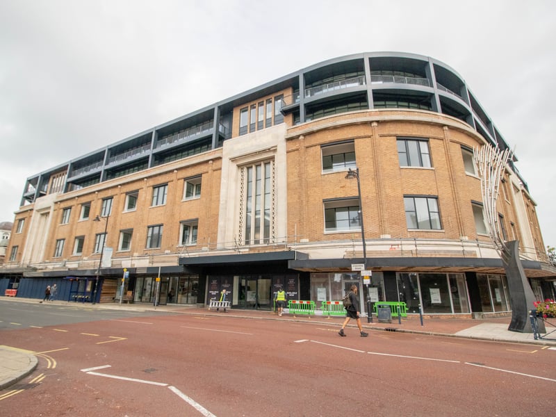The last remaining commercial unit at Handley's Corner (formerly Debenhams) is up for rent at £4,583.


Picture: Habibur Rahman