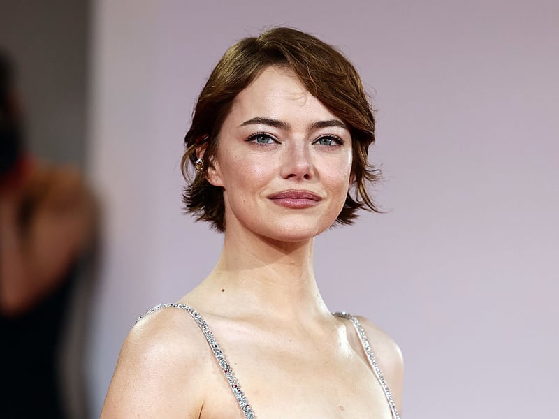 Emma Stone has already won two acting Oscars and is 10/1 to complete the hattrick with her role in Yorgos Lanthimos' 'Bugonia'. The film is about two young men who kidnap a CEO, suspecting that she is an alien. Stone plays the possible extraterrestrial.
