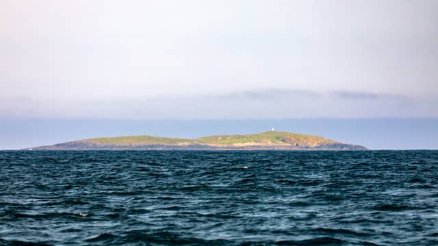 Gasker Island, or Gàisgeir in Gaelic, lies to the west of South Harris