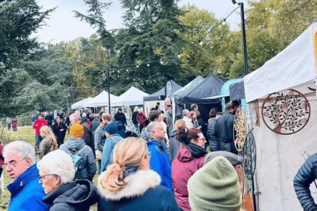 Little Bird runs this artisan market featuring the very best independent producers and makers from Yorkshire. It’s an ideal spot to find high-quality, unique, hand-crafted gifts while enjoying the festive atmosphere. 🎄 Bond Court, Wine Street, Leeds, LS1 2JZ