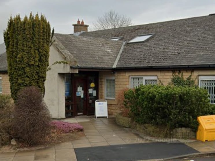 There were 417 survey forms sent out to patients at Hillfoot Surgery in Pudsey, and the response rate was 28%. 25% of patients said the reception team was 'not very helpful or not at all helpful.'