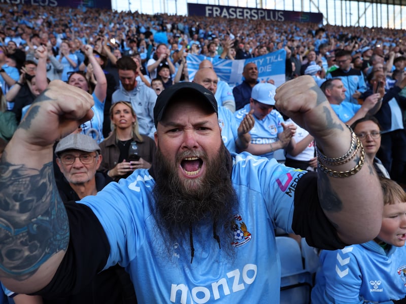 Average attendance: 29,800.