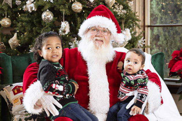 Treat the family to a special Sunday Lunch with Santa at Tapton Hall. Enjoy a traditional Christmas lunch in a beautiful setting, and the little ones will have the chance to meet Santa himself and receive a special gift. 📍 Tapton Hall, Shore Lane, Sheffield, S10 3BU