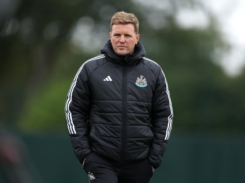 Managerial reign: 4 years, 9 days