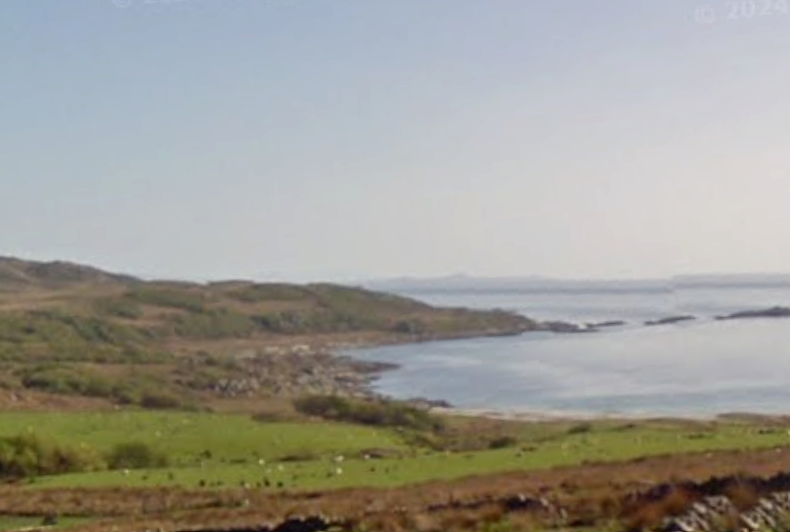 Kilmory beach is one of Arran's hidden gems and is a stunning but peaceful beach, accessed either by farm track or by path from Lagg. It has an average of 4.8 stars and 95 reviews. 