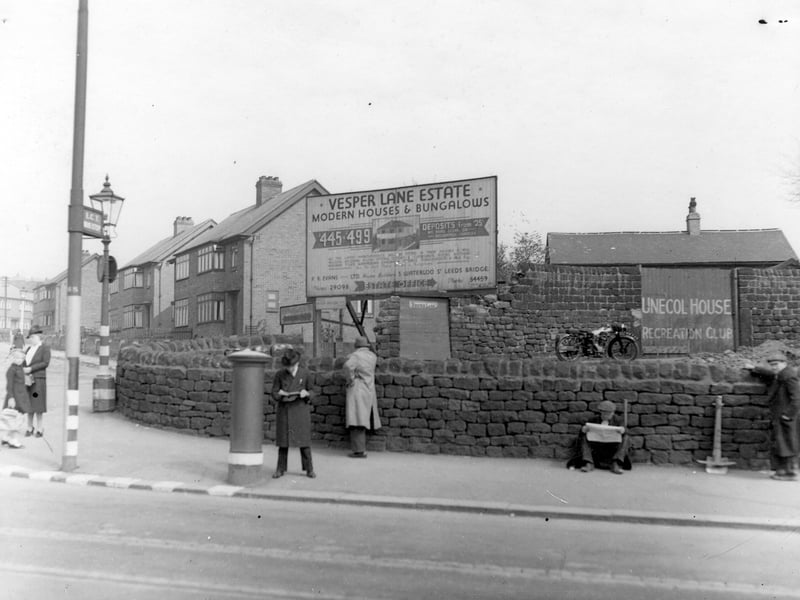 The corner of c and Vesper Lane in May 1940 showing sign for new houses and bungalows built by F. R. Evans on the Vesper Lane estate at £455 - £499. Houses on Vesper Gate Drive are semi-detached. On Vesper Lane is the gate of Unecol House Recreation Club sports ground.