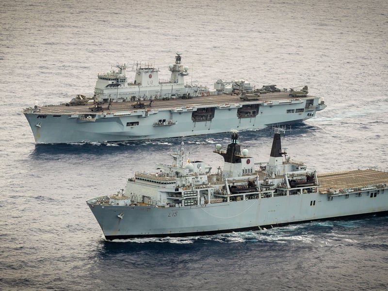 HMS Ocean and HMS Bulwark (foreground) during Joint Expeditionary Force (Maritime) (JEF(M)) in the Mediterranean. September 28, 2016.