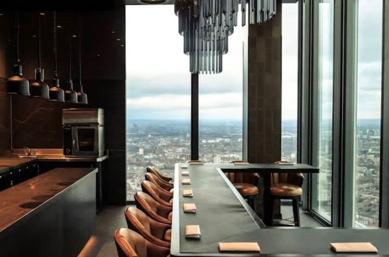 Gordon Ramsey Restaurants is offering a kids eat free deal. The meal can be redeemed when one adult orders two courses from the à la carte menu.