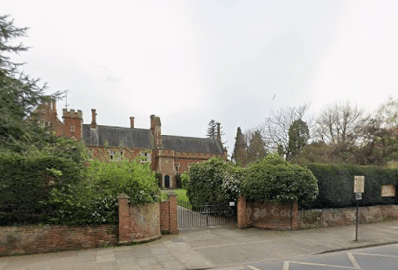 As its name might suggest, this is a selective boys’ secondary academy in Colchester, Essex.
In the 2024/25 school year, it had an Attainment 8 score of 81.9.