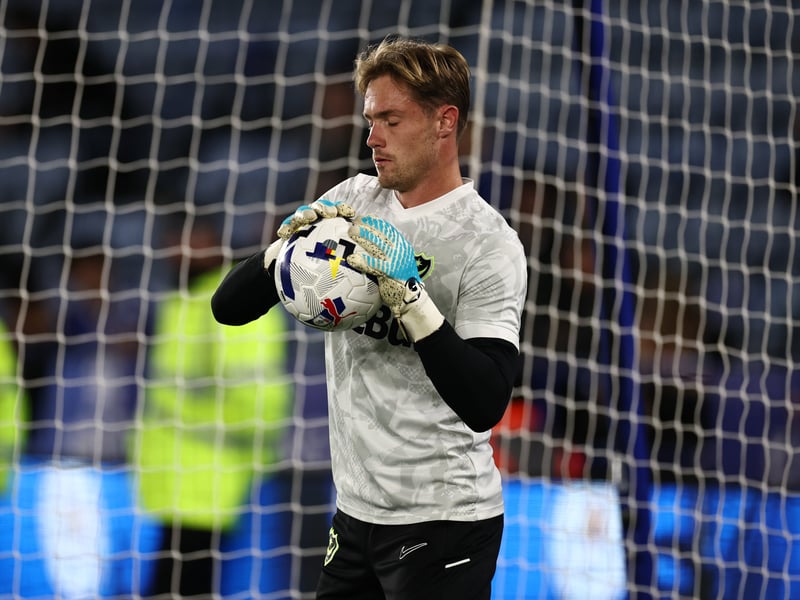 A commanding performance between the sticks from the deadline-day signing. The keeper came to the rescue on a number of occasions during the first half to deny Jordan James, Jacob Ramsey and Abdul Fatawu. Could do very little for the Foxes’ opener. 
