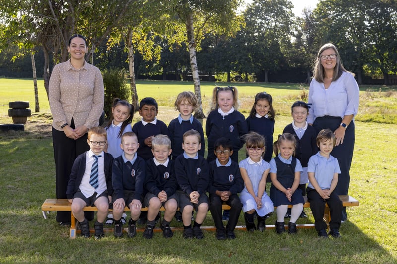 First Primary W Edinburgh P1s: 21 lovely first class photos as Edinburgh Primary 1 ...