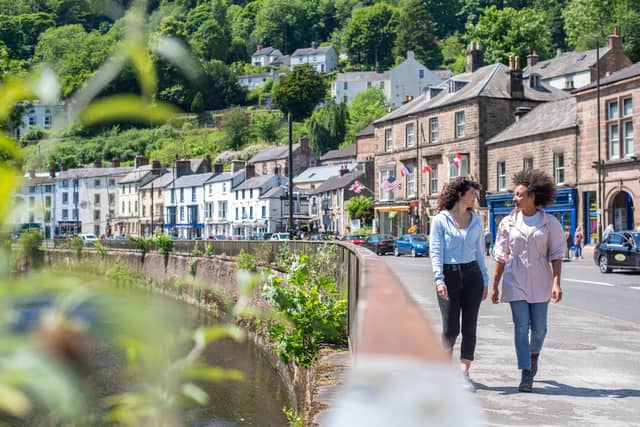 Matlock Bath is the landlocked quaint spa town that is just 15 miles or 40 minutes away from Derby
