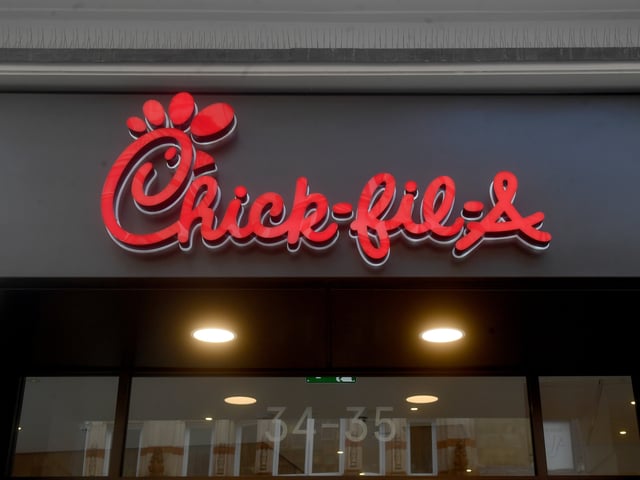 The New Chick-Fil-A restaurant is one of the latest food chains to open its doors in Leeds City Centre.
 

