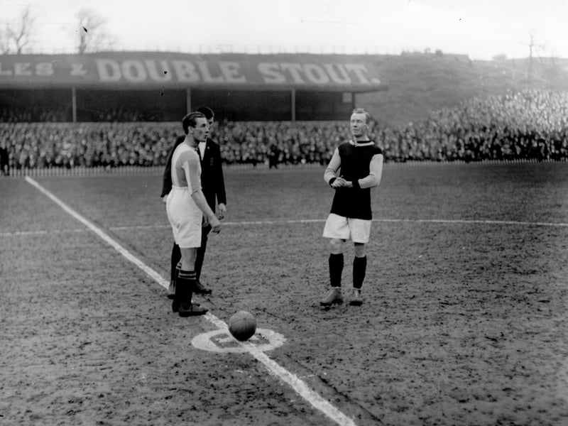 Roy Balmforth 51 photos capture a century of change at North West football stadiums ...