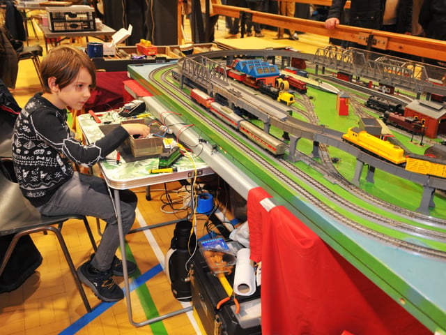 Leeds Model Railway Society Exhibition at The Grammar School at Leeds.