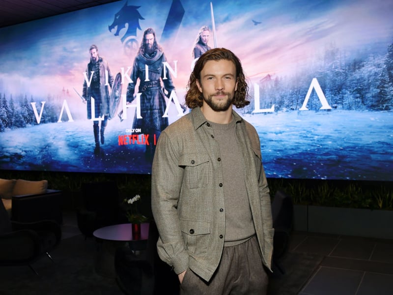 Leo Suter will certainly be hoping to make it a four horse race - having only recently entered the running he's now down to single figures - a 7/1 shot. His highest-profile performance to date is as Harald Sigurdsson in the Netflix series 'Vikings: Valhalla'.