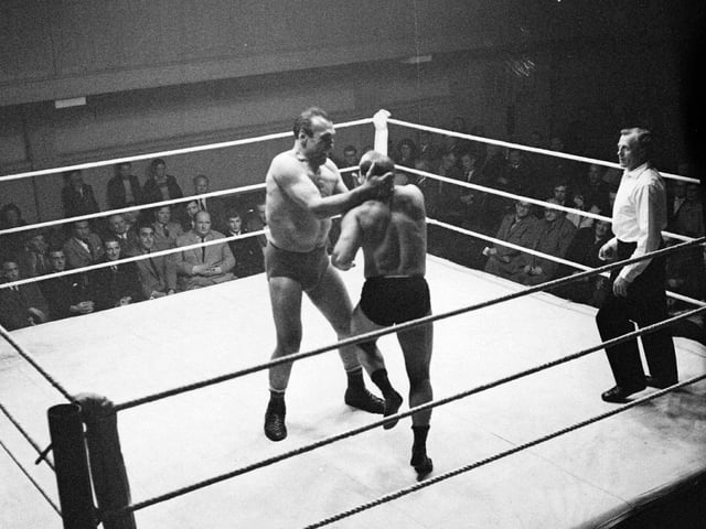 Wrestling at Portobello Town Hall in May 1960. This match featured Primo Carnera v Geoff Portz.