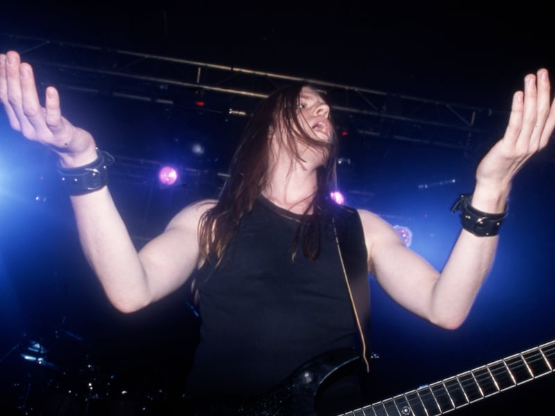 Death metal pioneers Carcass, especially in their melodic era, often combine high-speed technicality with lyrics focused on anatomy, decay, and death. Tracks like the title track Heartwork are as intellectually precise as they are physically brutal, offering a soundscape that is both crushing and clinically unsettling.