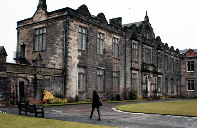 The University of St Andrews earned a spot at the top of the list. The campus is said to offer something magical - medieval cobblestone streets leading straight to sandy beaches. Students can literally study by the sea, with the North Sea providing a stunning backdrop to those late-night library sessions. The town's ancient architecture adds serious Harry Potter vibes to daily campus life.