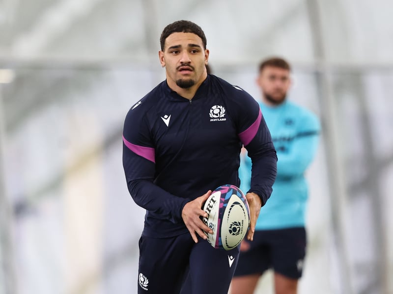 Returns to the Scotland captaincy after missing the Six Nations through injury. Played big role in the Lions' first Test victory over Australia in the summer, scoring the game’s opening try. Only question mark will be whether he plays 12 or 13 and that will depend on with whom he is paired.