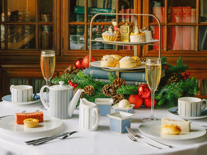 Celebrate the season with an indulgent Festive Afternoon Tea at The Library. Featuring a curated selection of seasonal sandwiches, freshly baked scones and festive pastries, in a timeless, historic setting overlooking the River Thames.