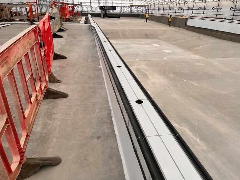 Progress is being made at Hilsea Lido with the contractors starting the paint work. 

Picture: PCC 