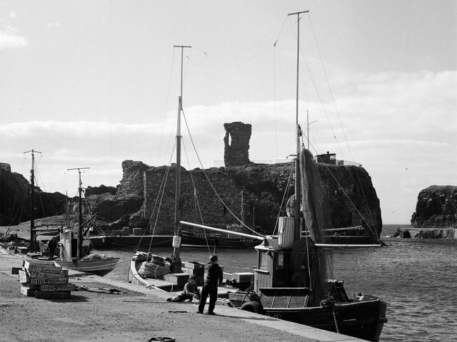 A view of Dunbar Harbour in October 1964.