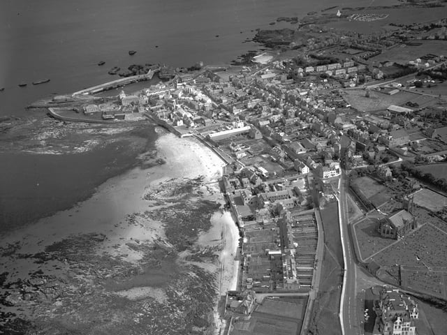 An aerial shot of Dunbar in September 1965.