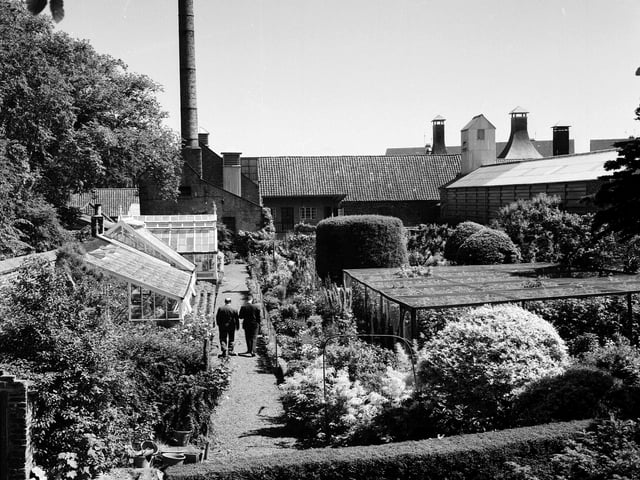 Dunbar's Belhaven Brewery in July 1965.