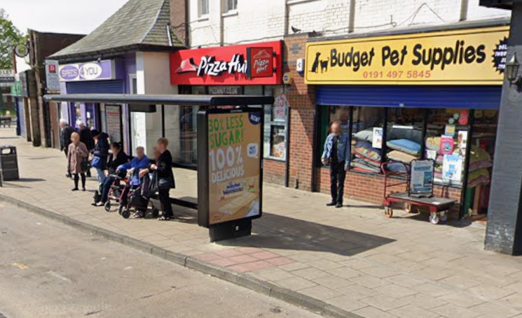 Specs 4 You is next to Pizza Hut and Budget Pet Supplies in a view from 7 years ago.