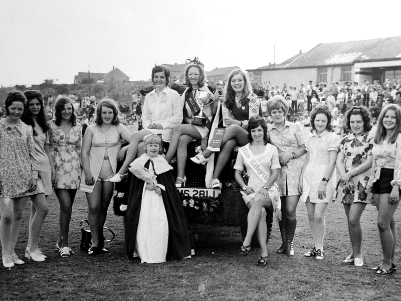 Miss Kilsyth is crowned in 1971
