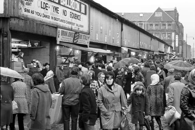 Last-minute Christmas shopping at Glasgow's Barras outdoor market in December 1972