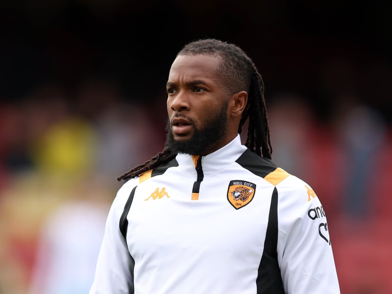 After picking up an MCL injury last month, Palmer is expected to be out of action for up to 10 weeks, meaning he will miss Pompey’s visit this afternoon.