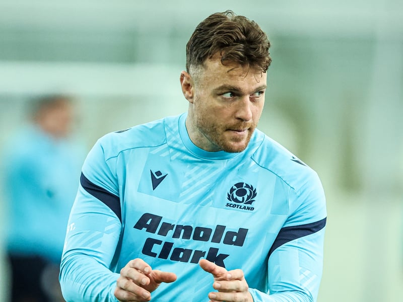 A monster carrier. Always thrashing into collisions and had one interception that so nearly led to a try. An important player in the Scotland pack. Replaced by Bayliss. 7
