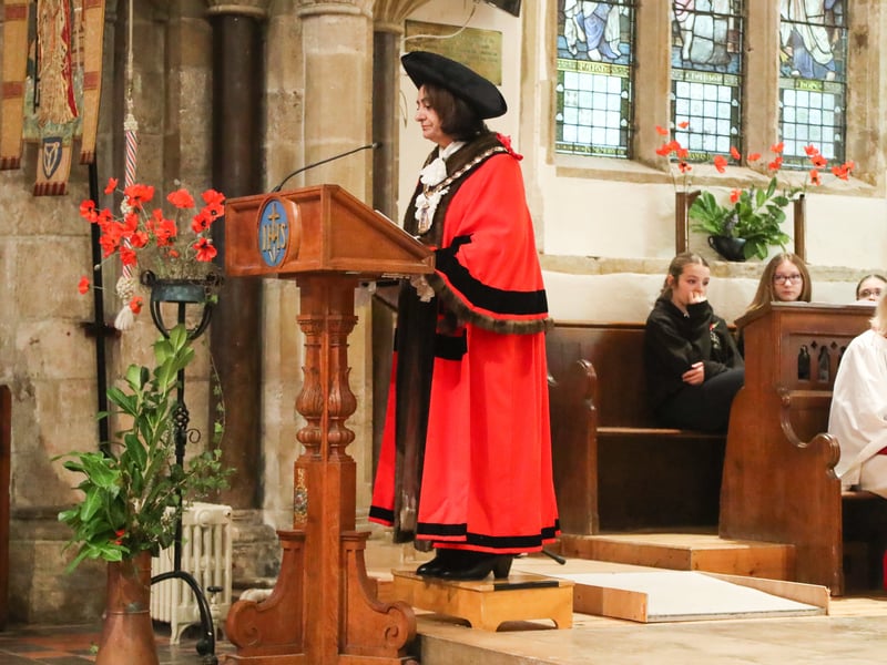 Havant Mayor, Munazza Faiz spoke at the Havant Remembrance Service 2025 in St Faiths Church