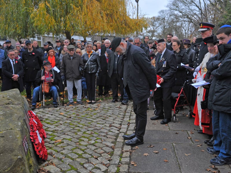 Fabian Hamilton MP Leeds North East pays his respect to the fallen.