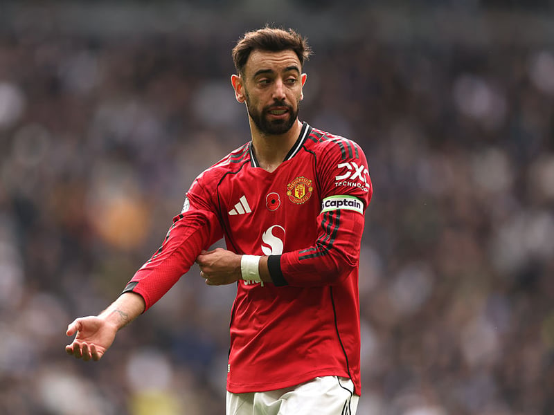 Fernandes could be repurposed into his former attacking midfield role.